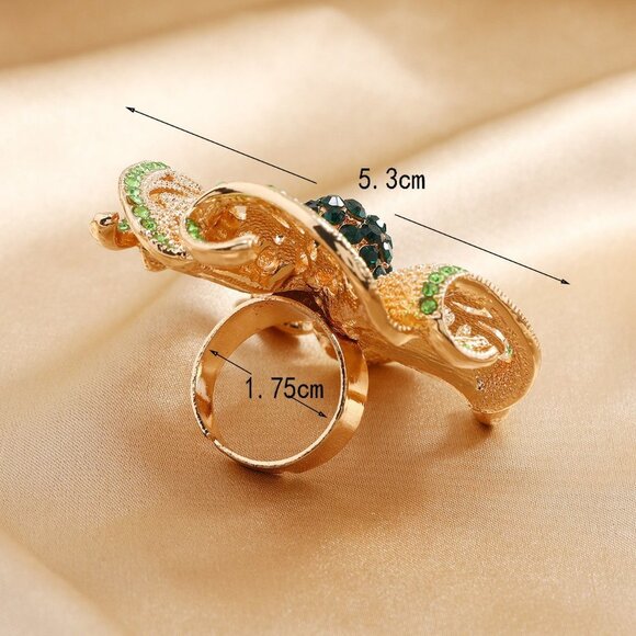 Exaggerated Rhinestone Floral Ring - Picture 2 of 4